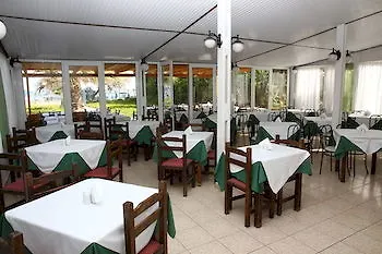 Enorme Armonia Beach (Adults Only)