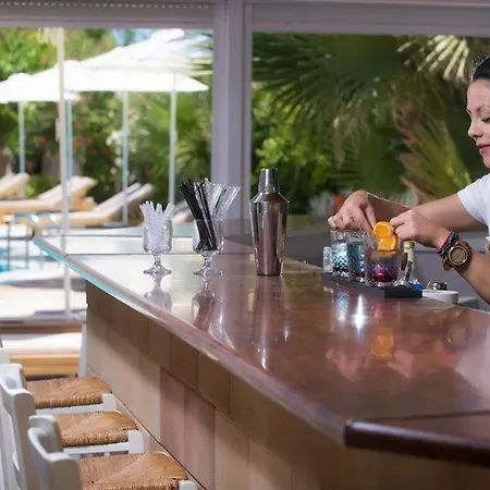 Enorme Armonia Beach (Adults Only)